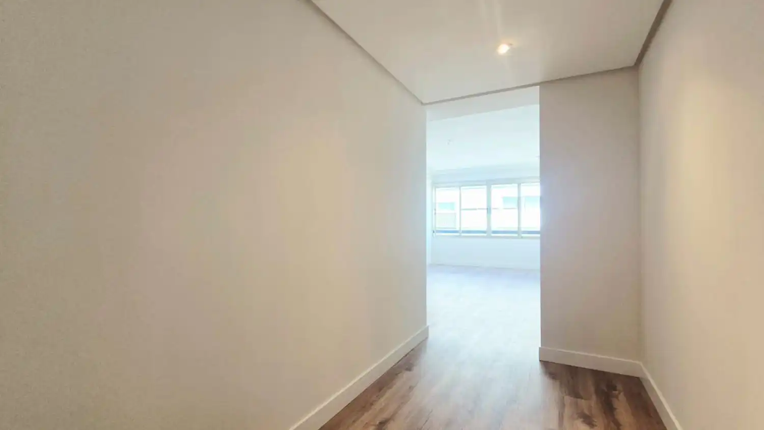 Flat with terrace to rent in del General Pardiñas, imagen 8
