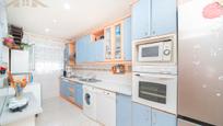 Kitchen of Single-family semi-detached for sale in El Álamo