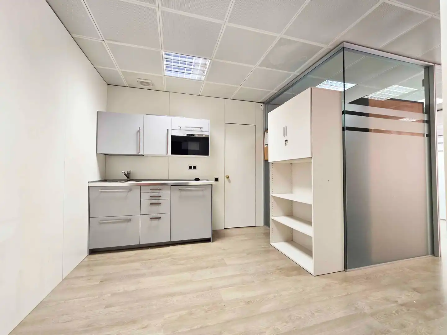 Büro zur Miete in Carrer de Roger de Llúria, Dreta de l'Eixample
