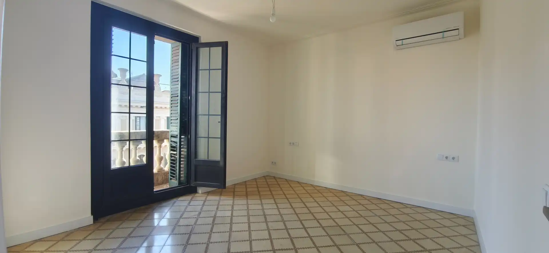 Flat with terrace to rent in Carrer de Muntaner, imagen 12