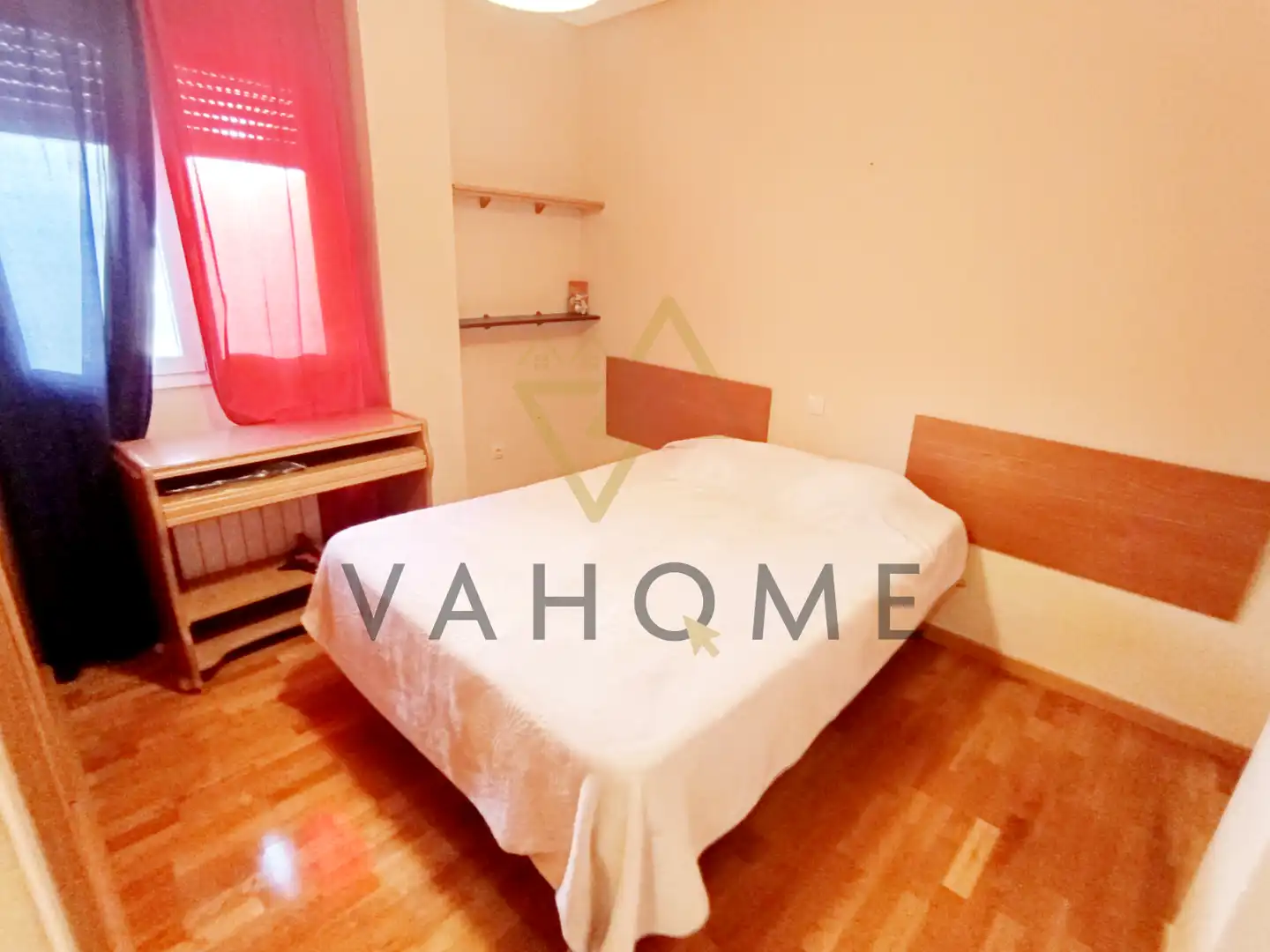 Schlafzimmer von Dachboden zum Verkauf in Ocaña mit Heizung, Terrasse und Abstellraum