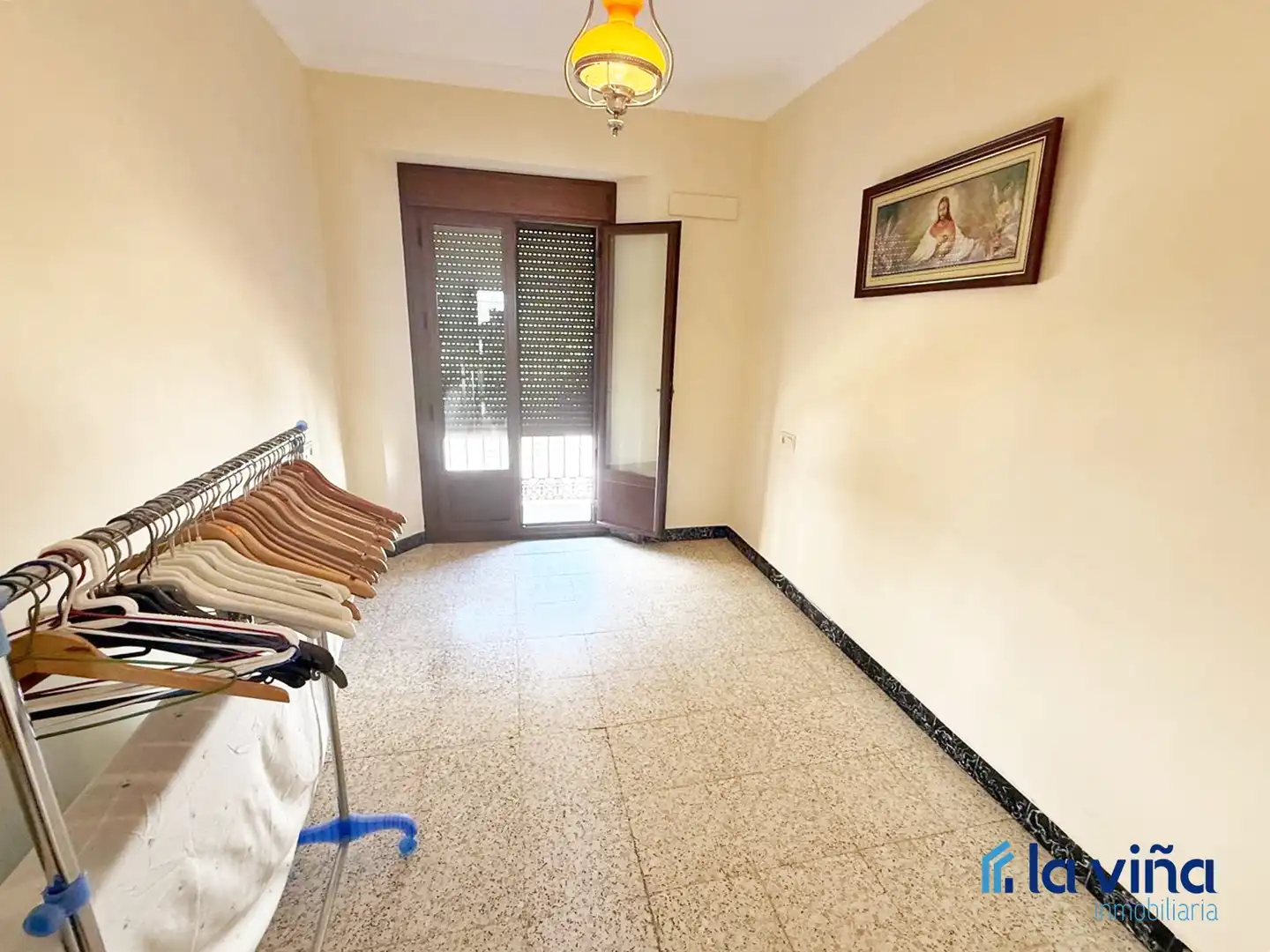 Houses for sale in Mollina  with Air Conditioner, Heating and Furnished