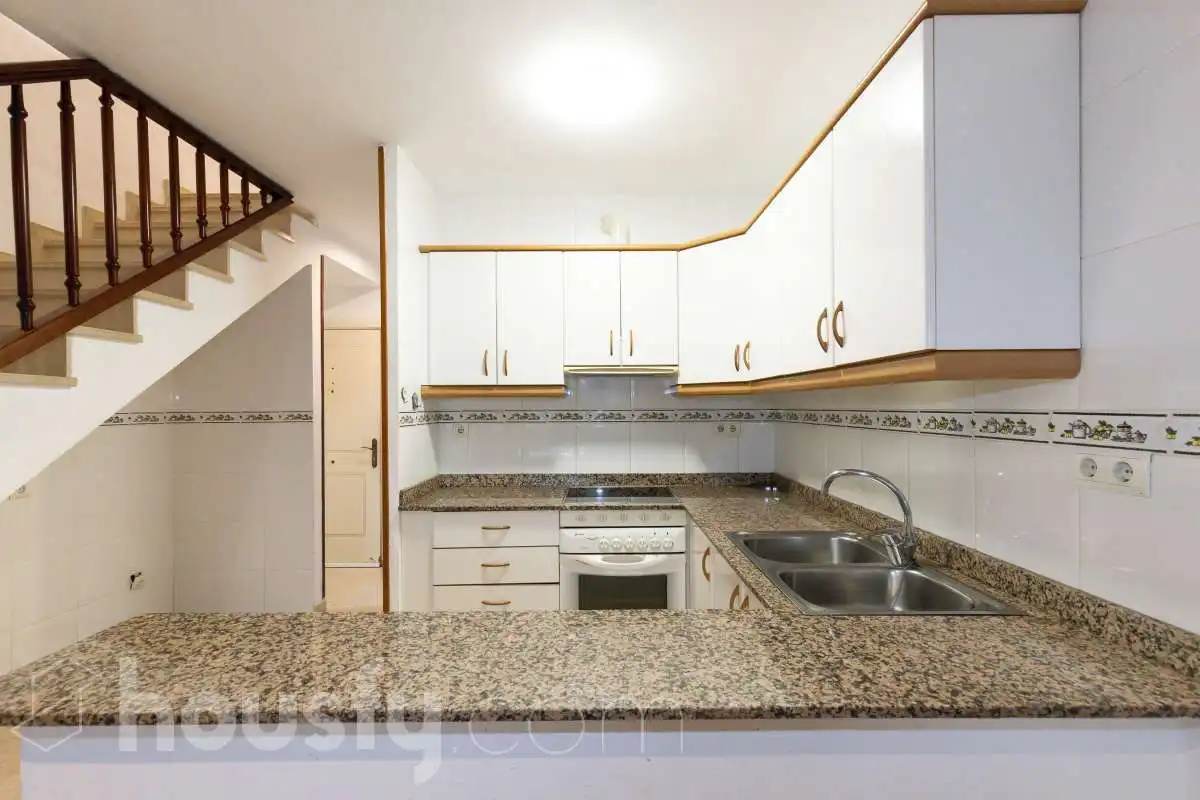 House with terrace for sale in CL De les Gardenies ., imagen 13
