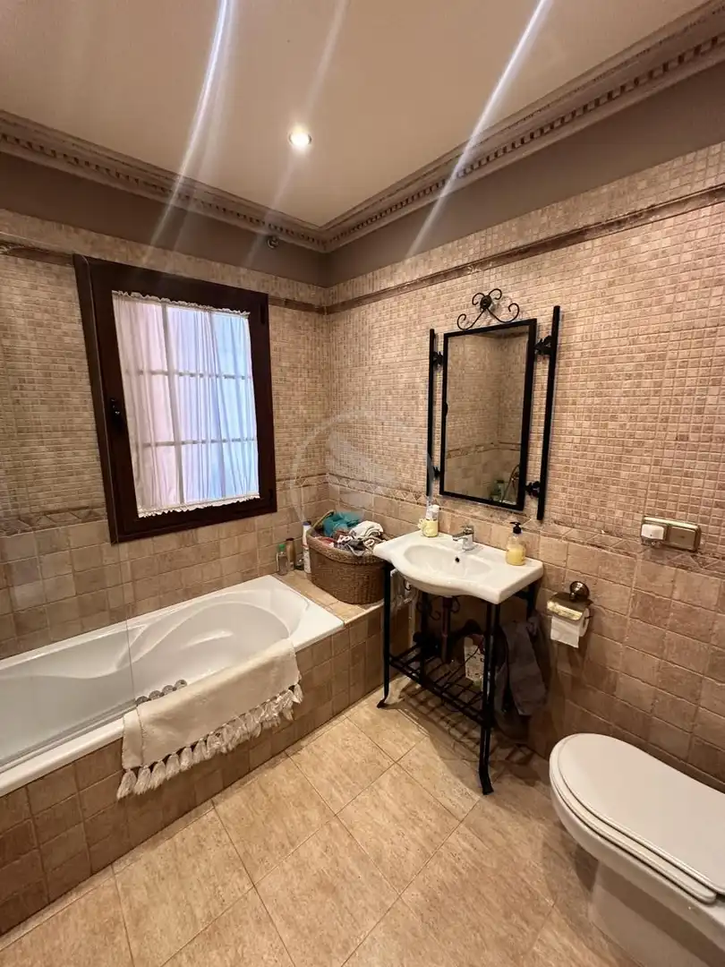 Bany de Casa o xalet en venda en Fuengirola amb Aire condicionat i Terrassa