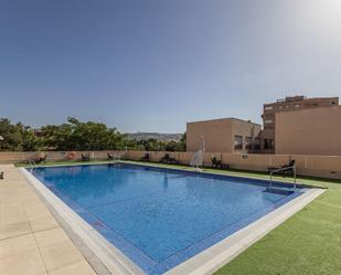 Piscina de Dúplex en venda en  Granada Capital amb Aire condicionat, Calefacció i Terrassa