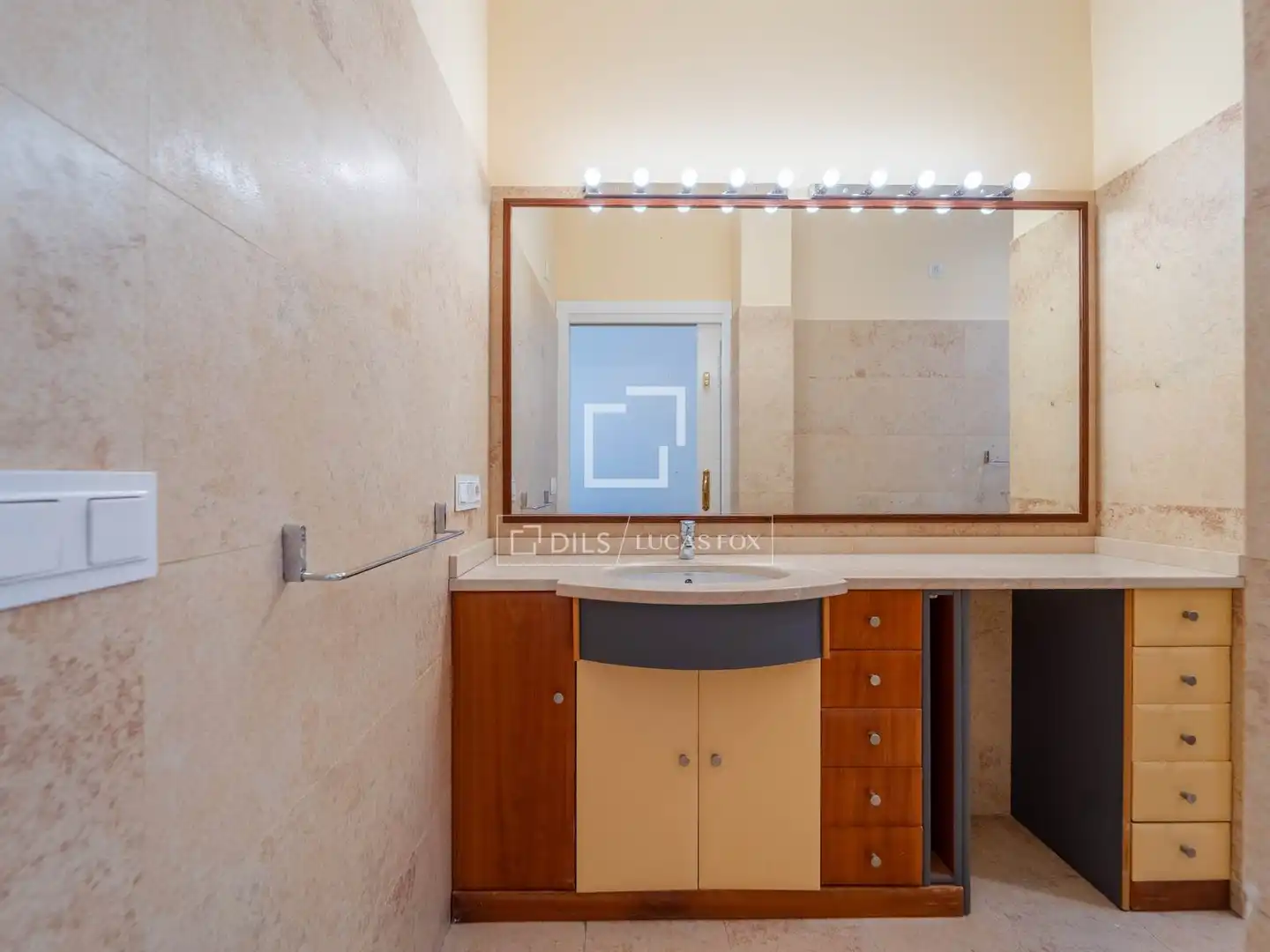 Badezimmer von Dachboden zur Miete in Valencia mit Klimaanlage, Heizung und Terrasse