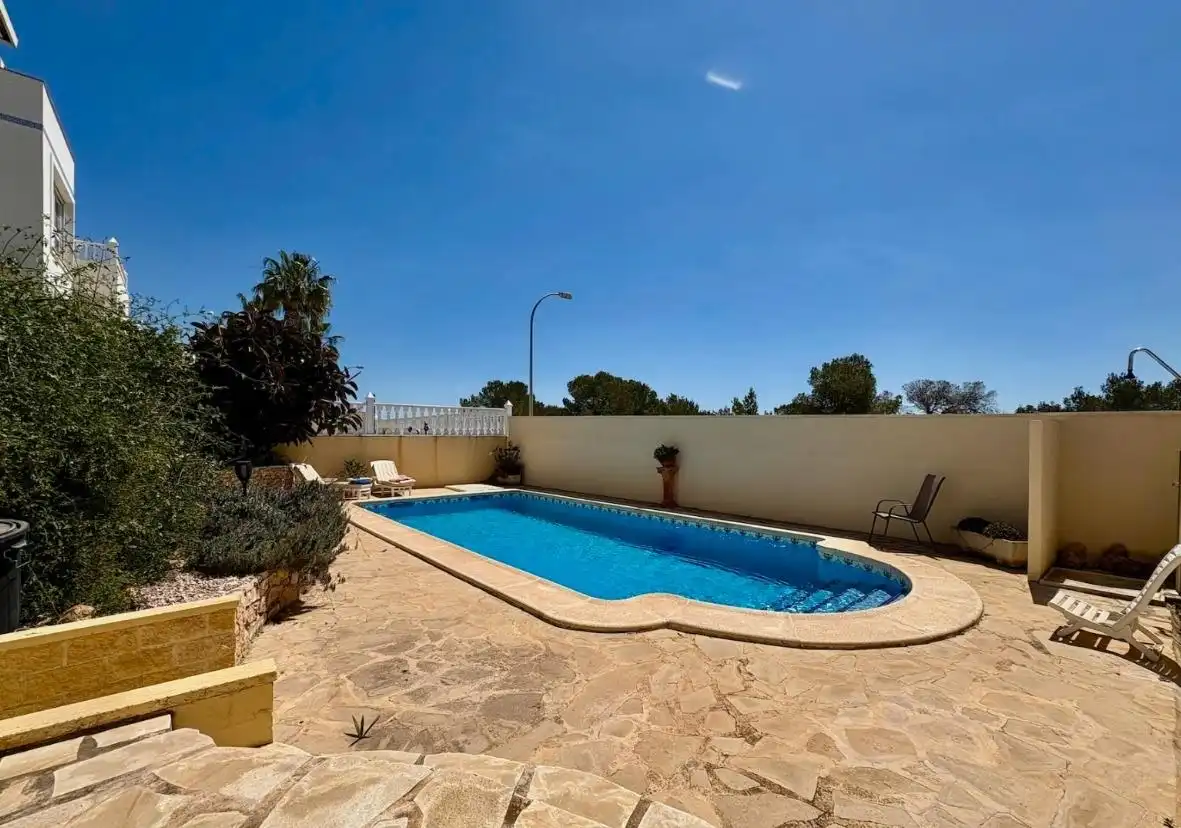 Chalet con terraza en venta en Calle canal de la mancha 19, imagen 33