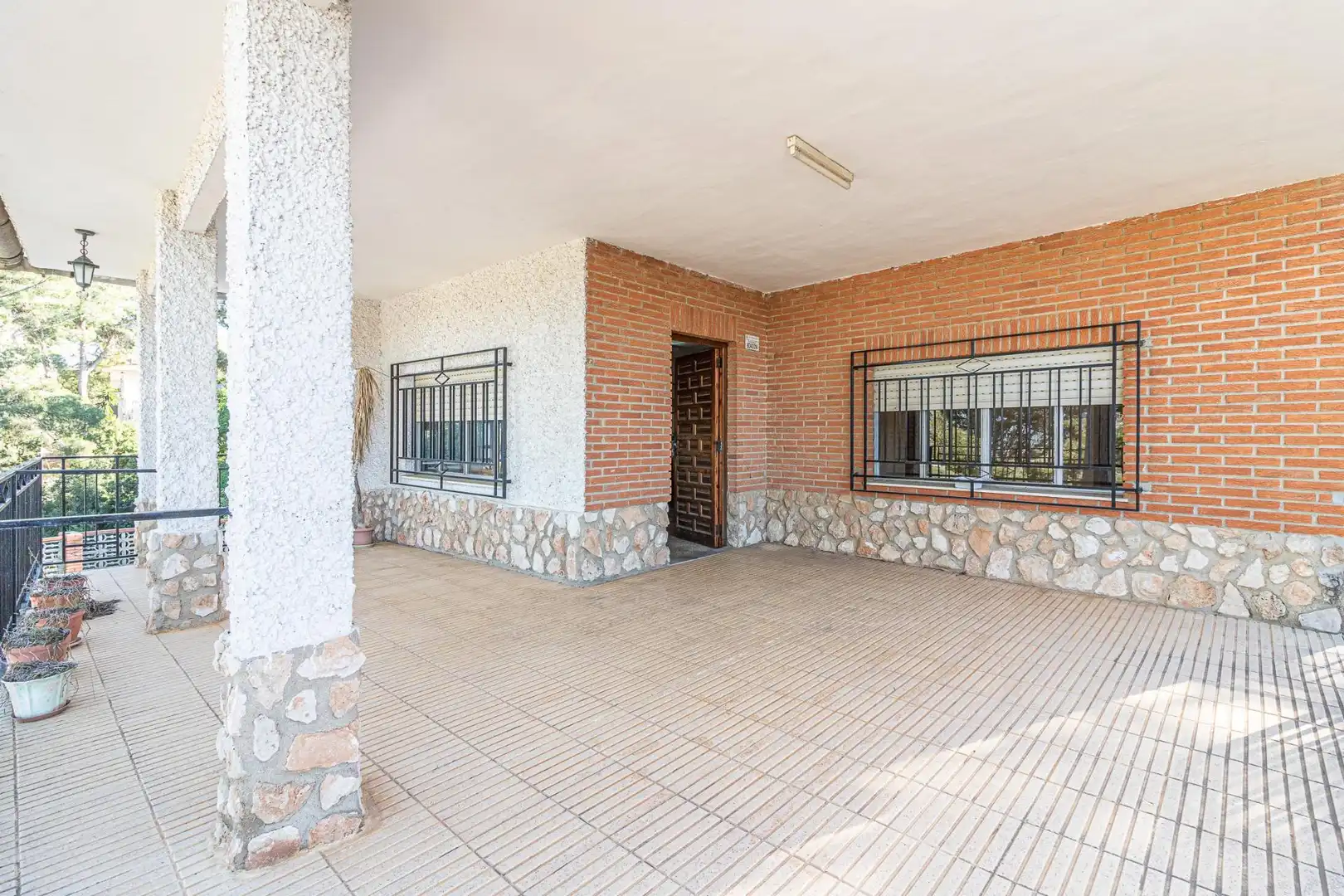 Haus oder Chalet zum Verkauf in Carlet mit Heizung, Privatgarten und Terrasse