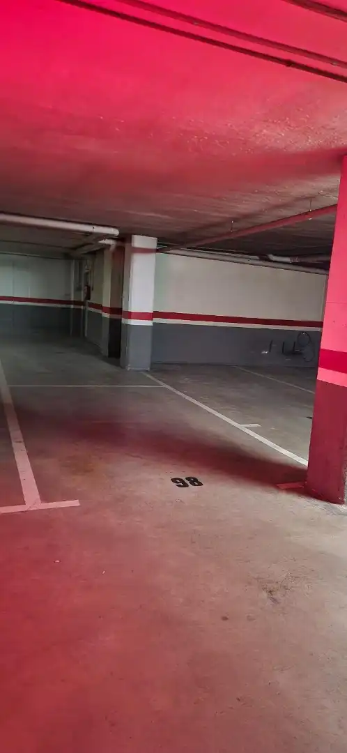 Einzelparkplatz mit Aufzug zum Verkauf in Norte