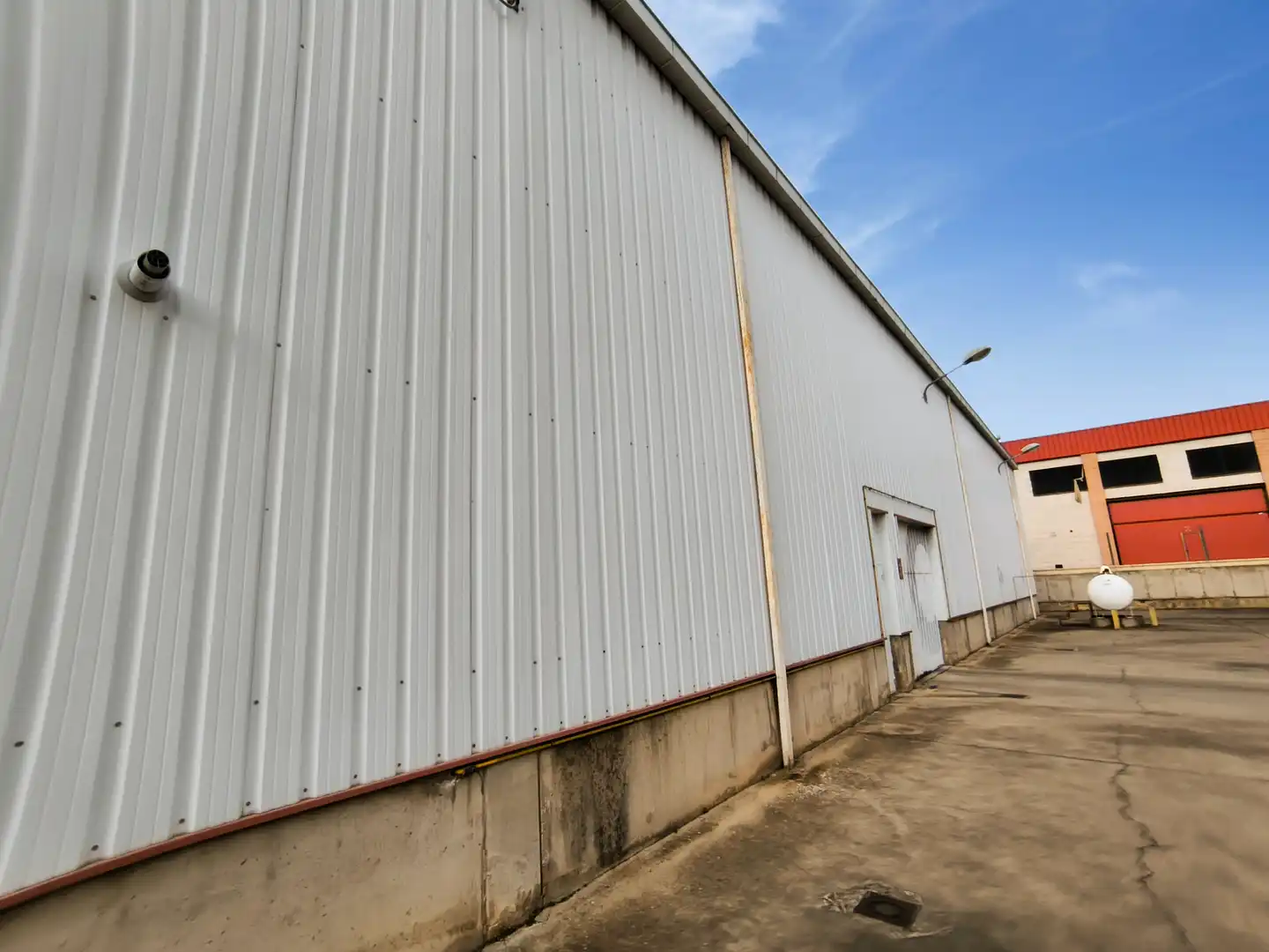 Exterior view of Industrial buildings for sale in Palencia  with Heating and Alarm