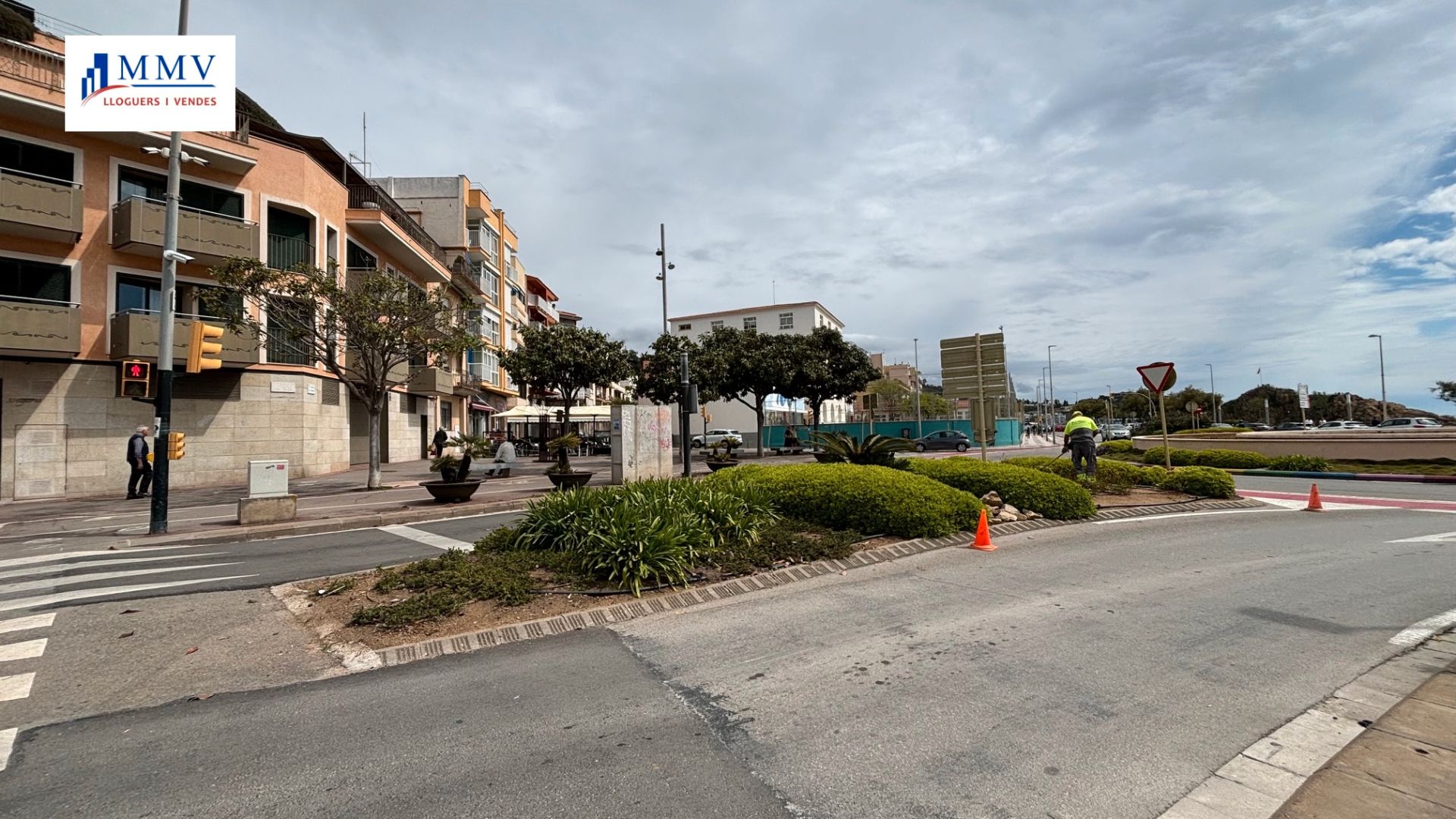 Vista exterior de Local en venda en Blanes amb Moblat