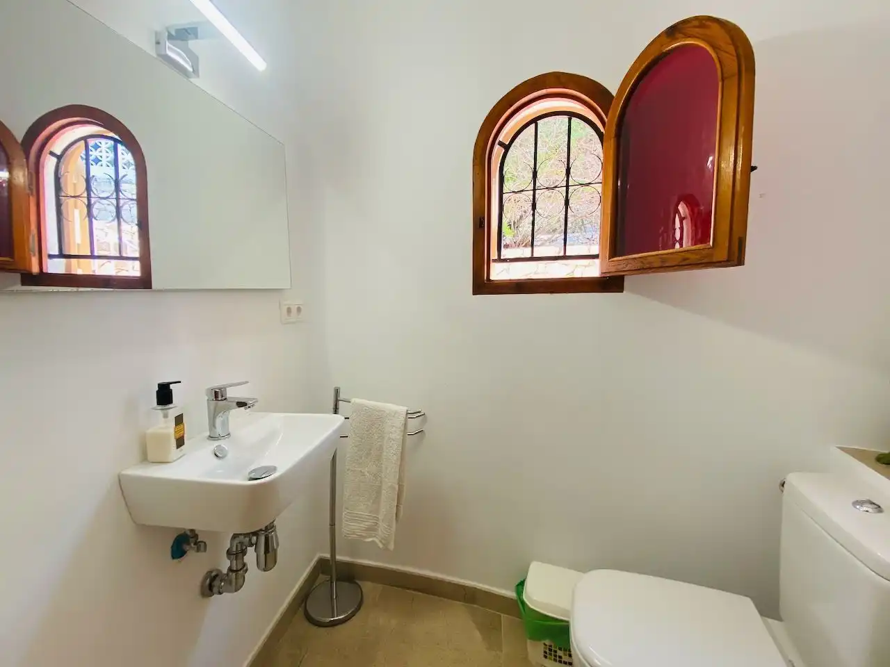 Bany de Casa o xalet en venda en Altea amb Calefacció, Jardí privat i Terrassa
