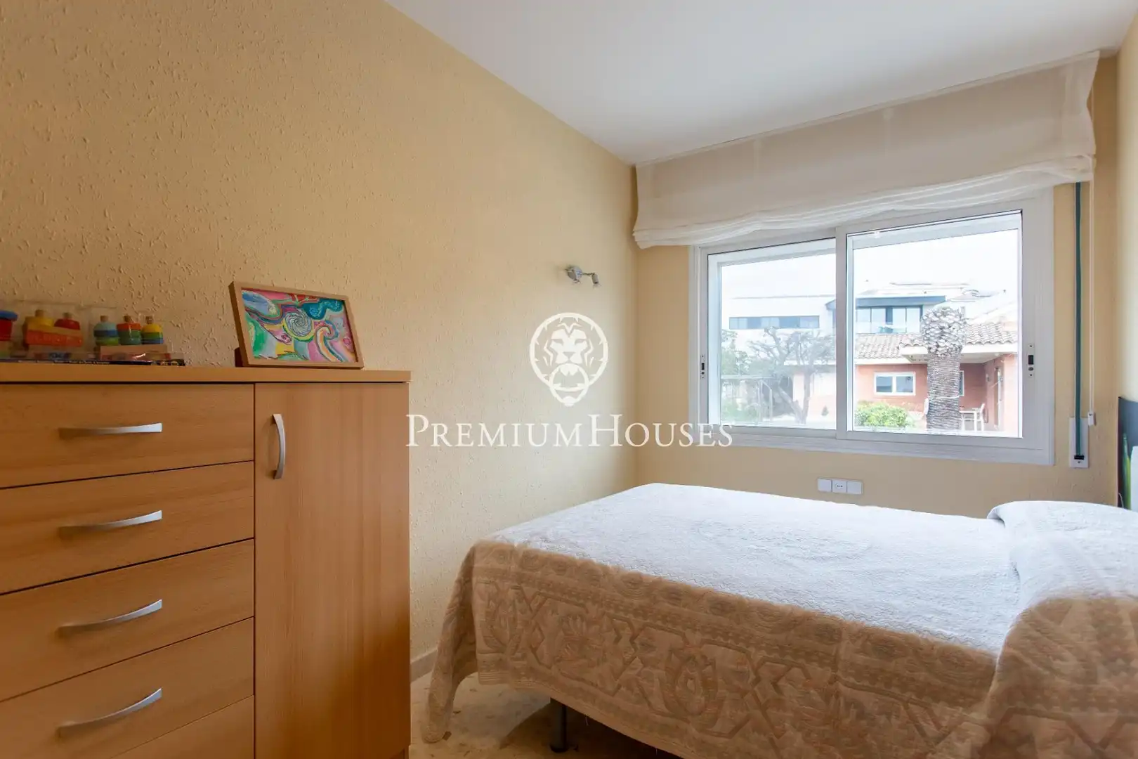 Habitación de Casa o chalet en venta en Badalona con Aire acondicionado, Calefacción y Jardín privado