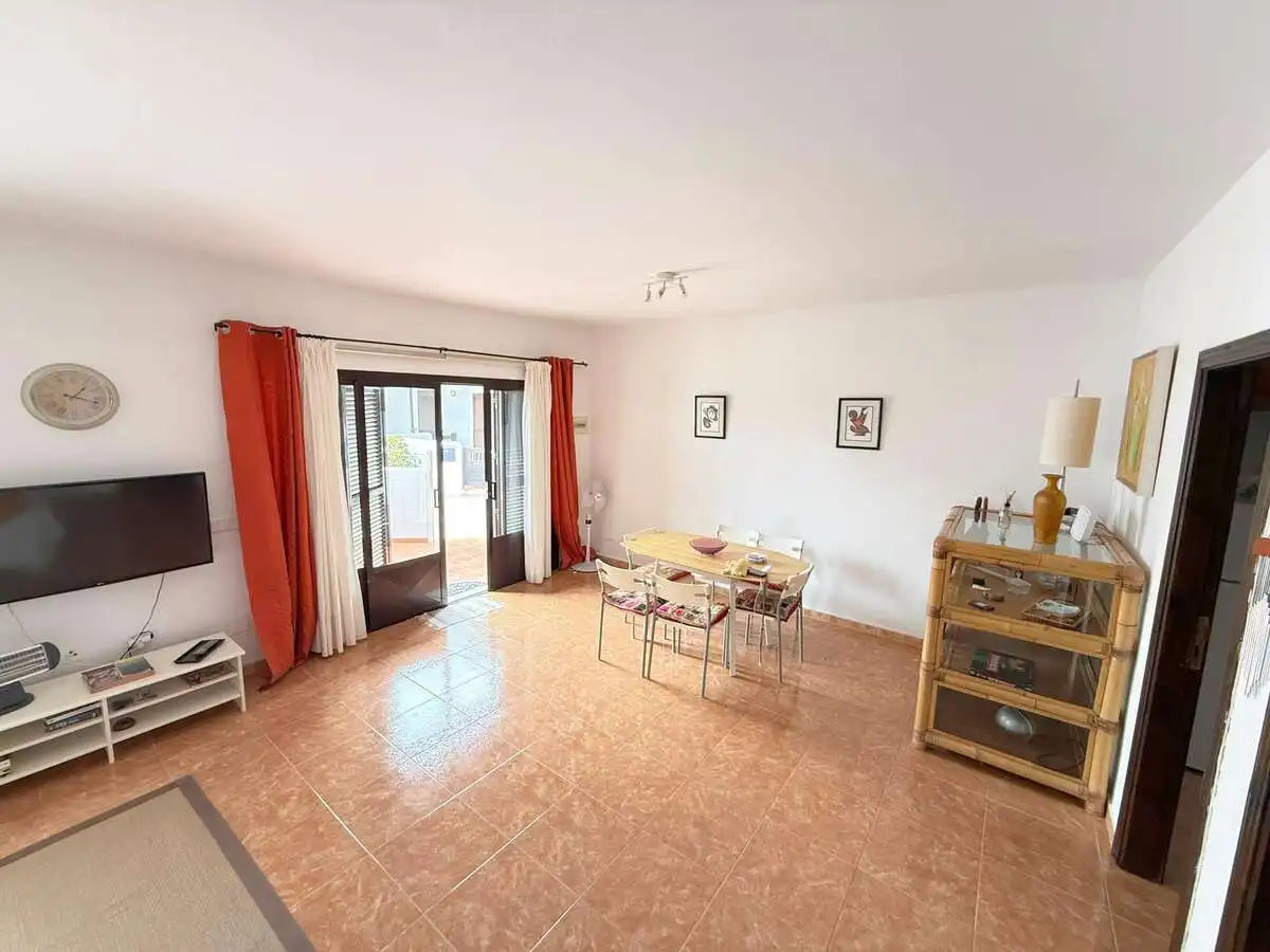 Menjador de Casa o xalet en venda en Teguise amb Jardí privat, Terrassa i Moblat
