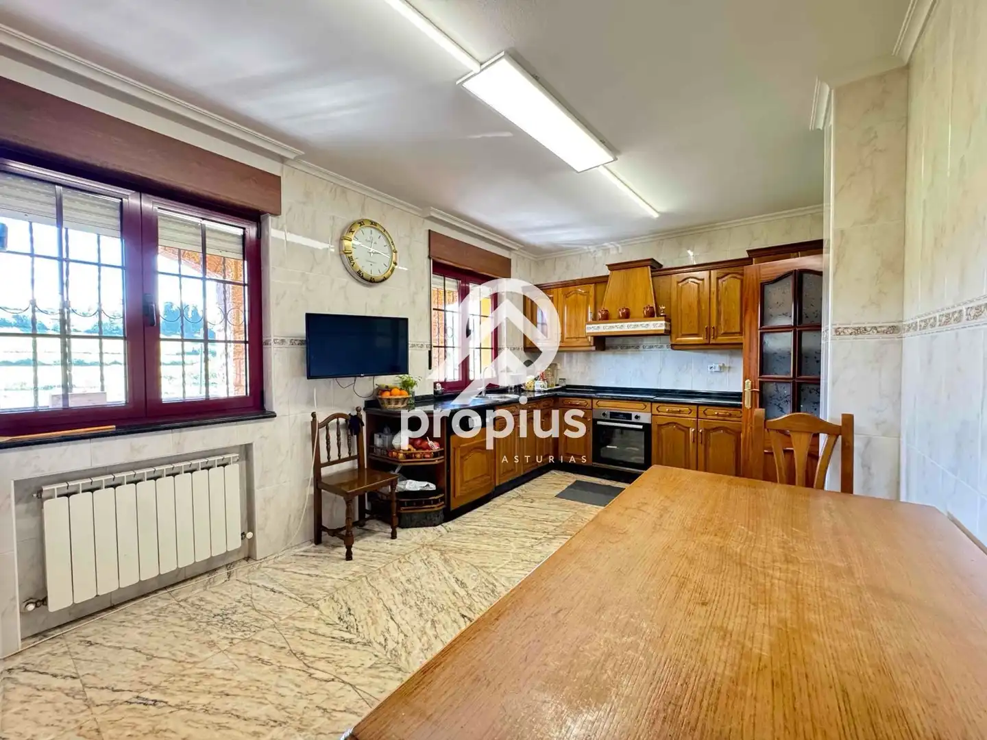Cocina de Casa o chalet en venta en Avilés con Calefacción, Jardín privado y Parquet