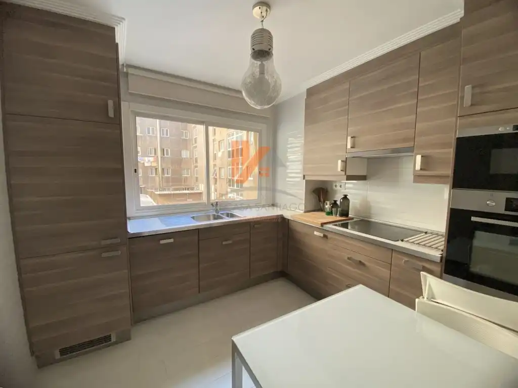 Flat for rent in Rua Feans, Campus Sur - Santa Marta
