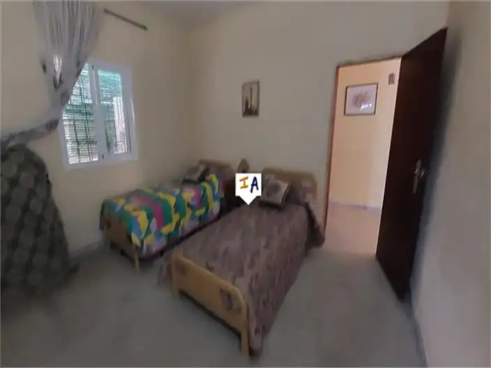 Dormitori de Casa o xalet en venda en Fuente-Tójar amb Terrassa, Traster i Internet