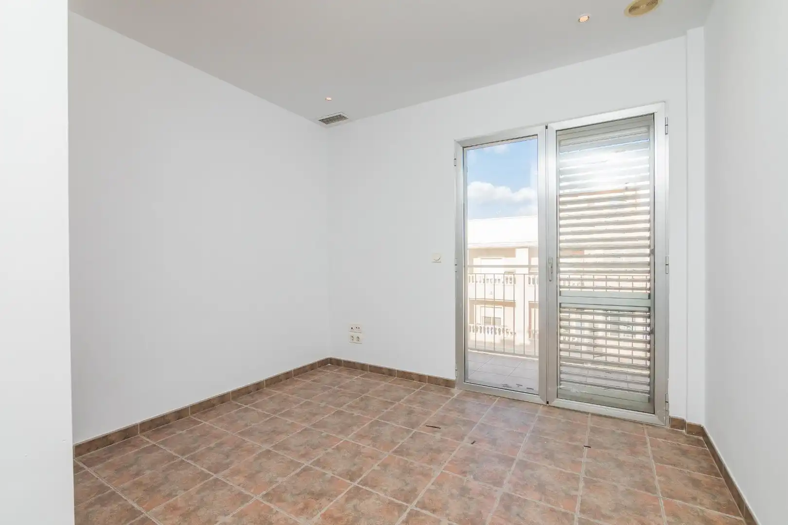 Schlafzimmer von Dachboden zum Verkauf in Elche / Elx mit Klimaanlage, Heizung und Terrasse