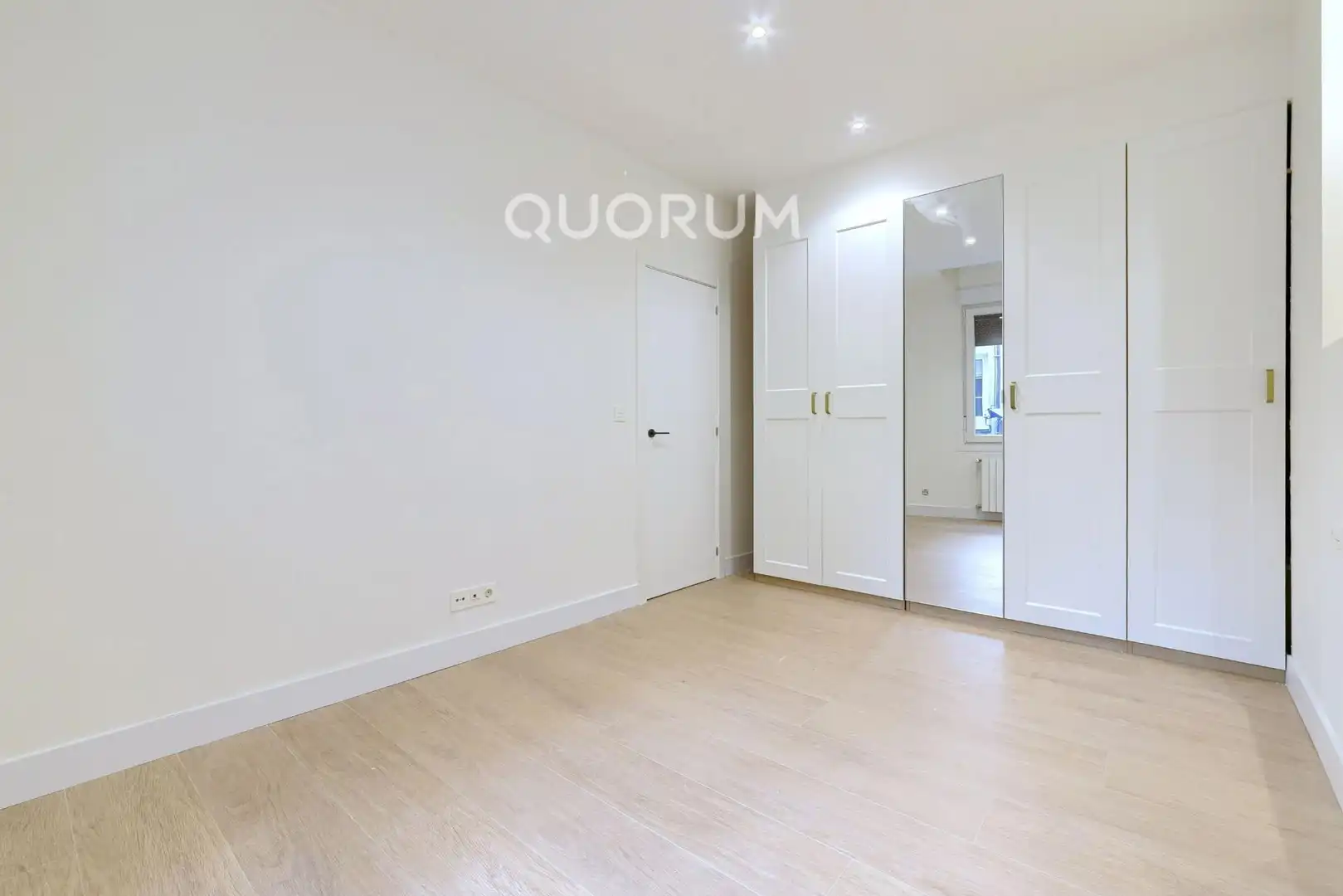 Habitación de Piso en venta en Barakaldo  con Calefacción y Balcón