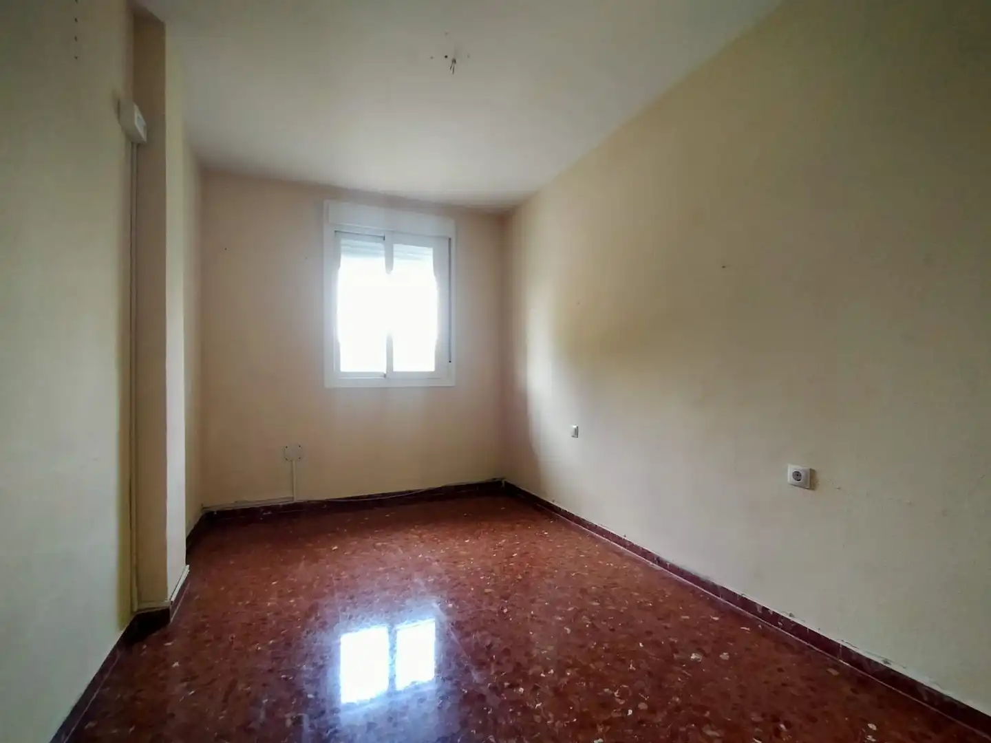 Bedroom of Flat for sale in Sevilla  with Air Conditioner and Terrace