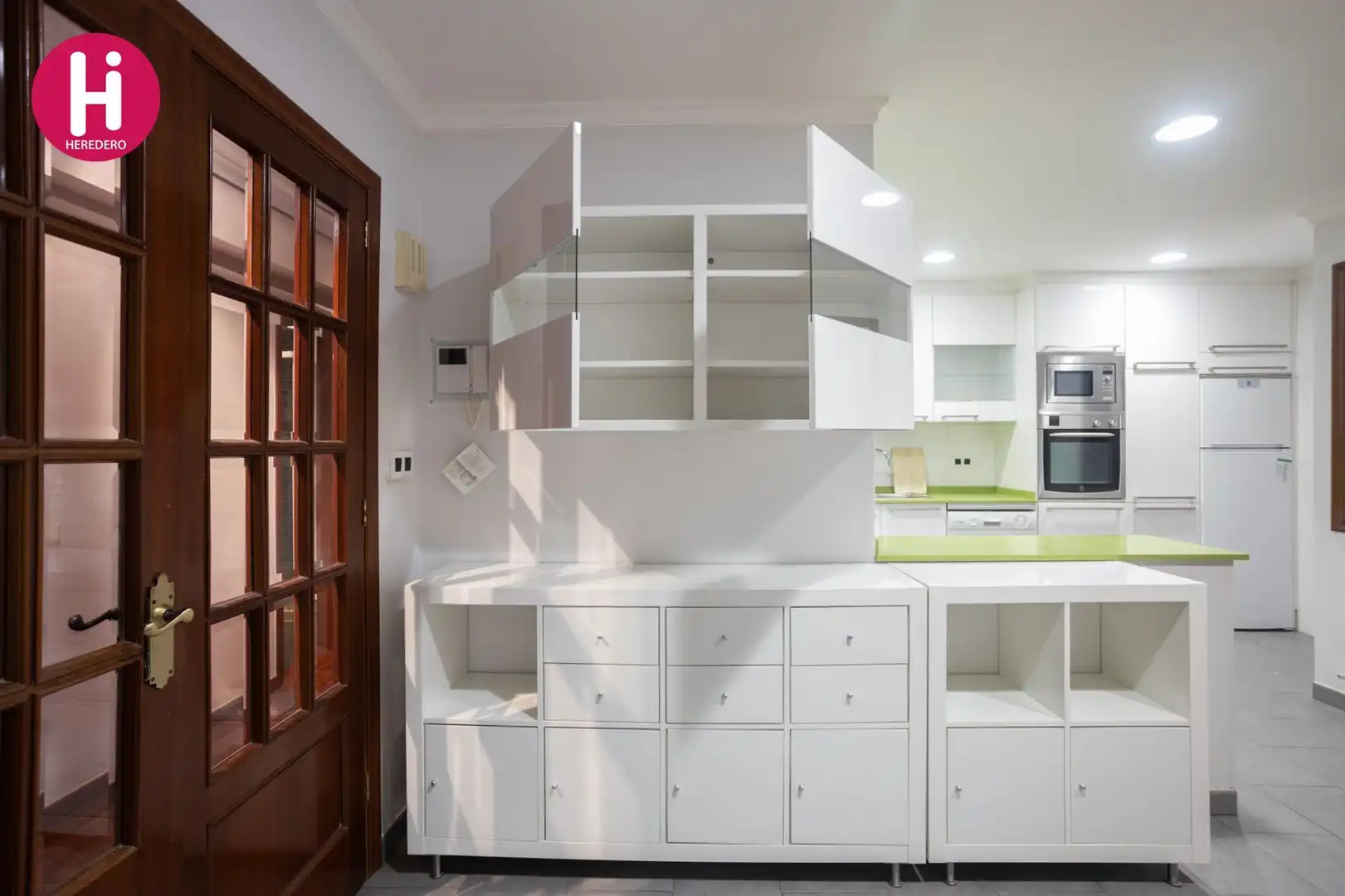 Küche von Wohnung zum Verkauf in Vigo  mit Heizung und Abstellraum