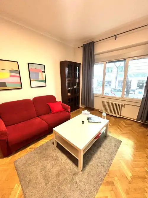 Living room of Flat for rent in Madrid  with Air Conditioner, Heating and Parquet flooring