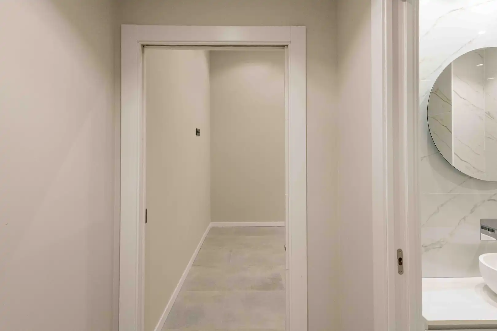 Ground floor for sale in Barcelona  with Air Conditioner and Heating