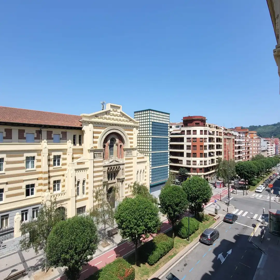 Piso con terraza en venta en Alameda DOCTOR AREILZA, imagen 27