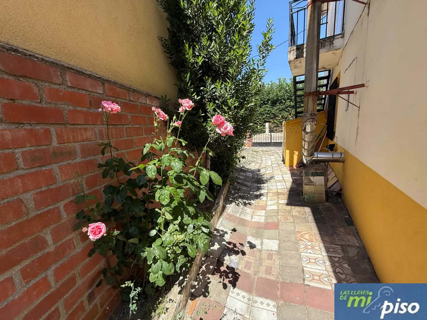 Vista exterior de Casa o xalet en venda en Fresno el Viejo amb Calefacció, Jardí privat i Terrassa