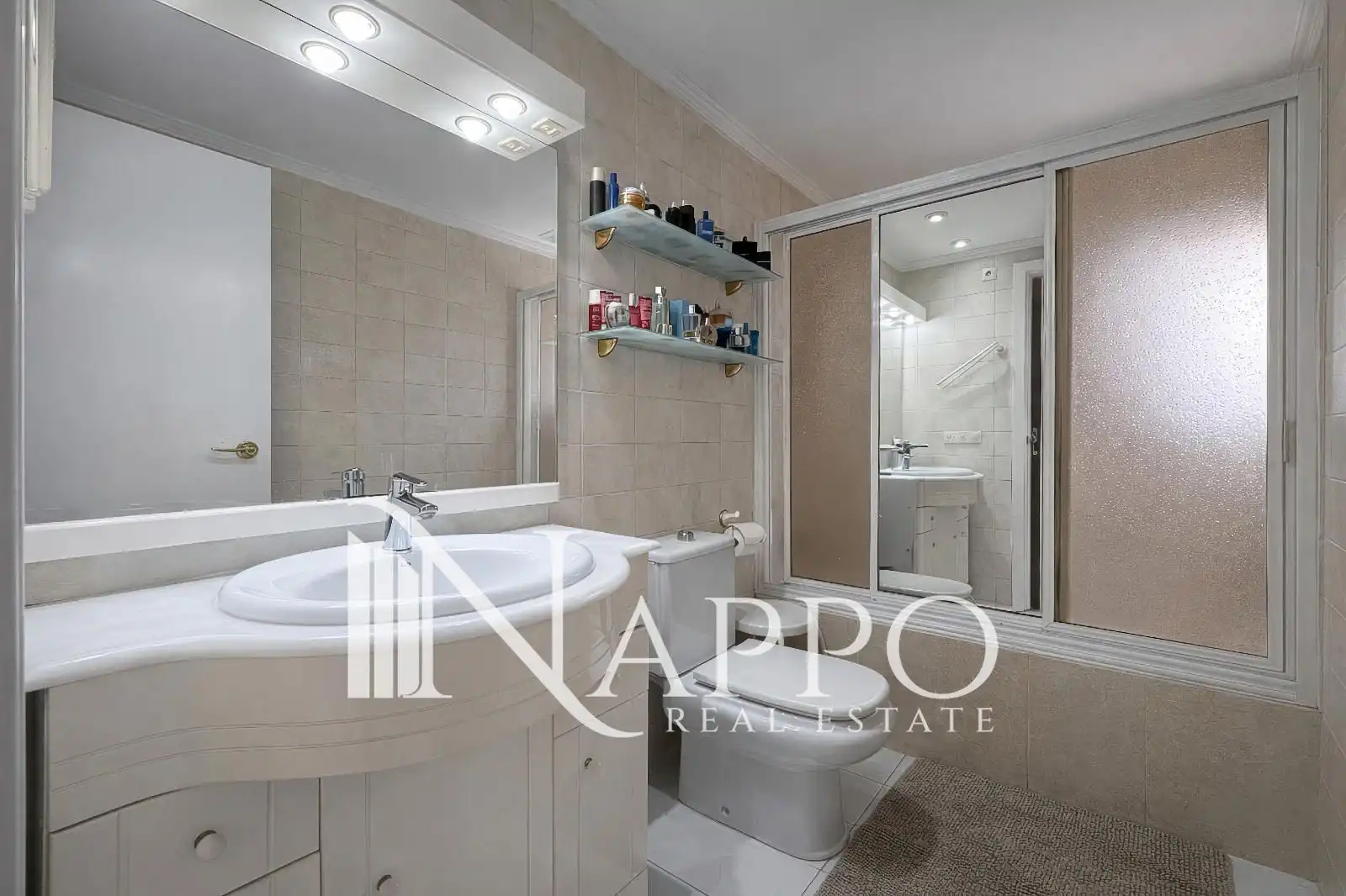 Baño de Piso en venta en Calvià con Aire acondicionado, Calefacción y Terraza