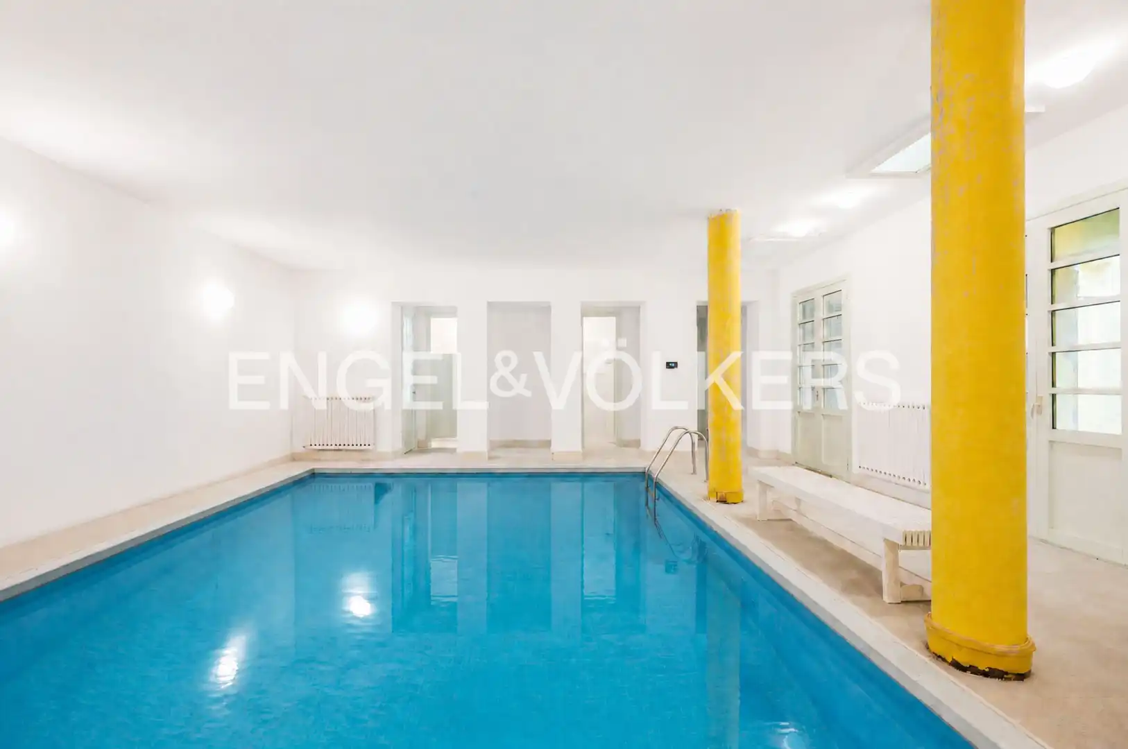 Swimming pool of Houses for sale in Andoain  with Air Conditioner, Heating and Private garden