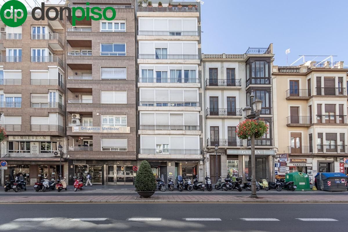 Exterior view of Flat for sale in  Granada Capital  with Heating and Storage room