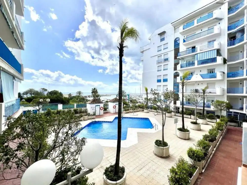 Apartment mit Terrasse zum Verkauf in Estepona Pueblo, imagen 2