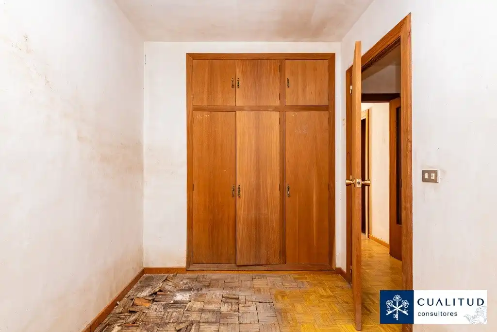 Habitación de Piso en venta en Castellón de la Plana / Castelló de la Plana con Balcón