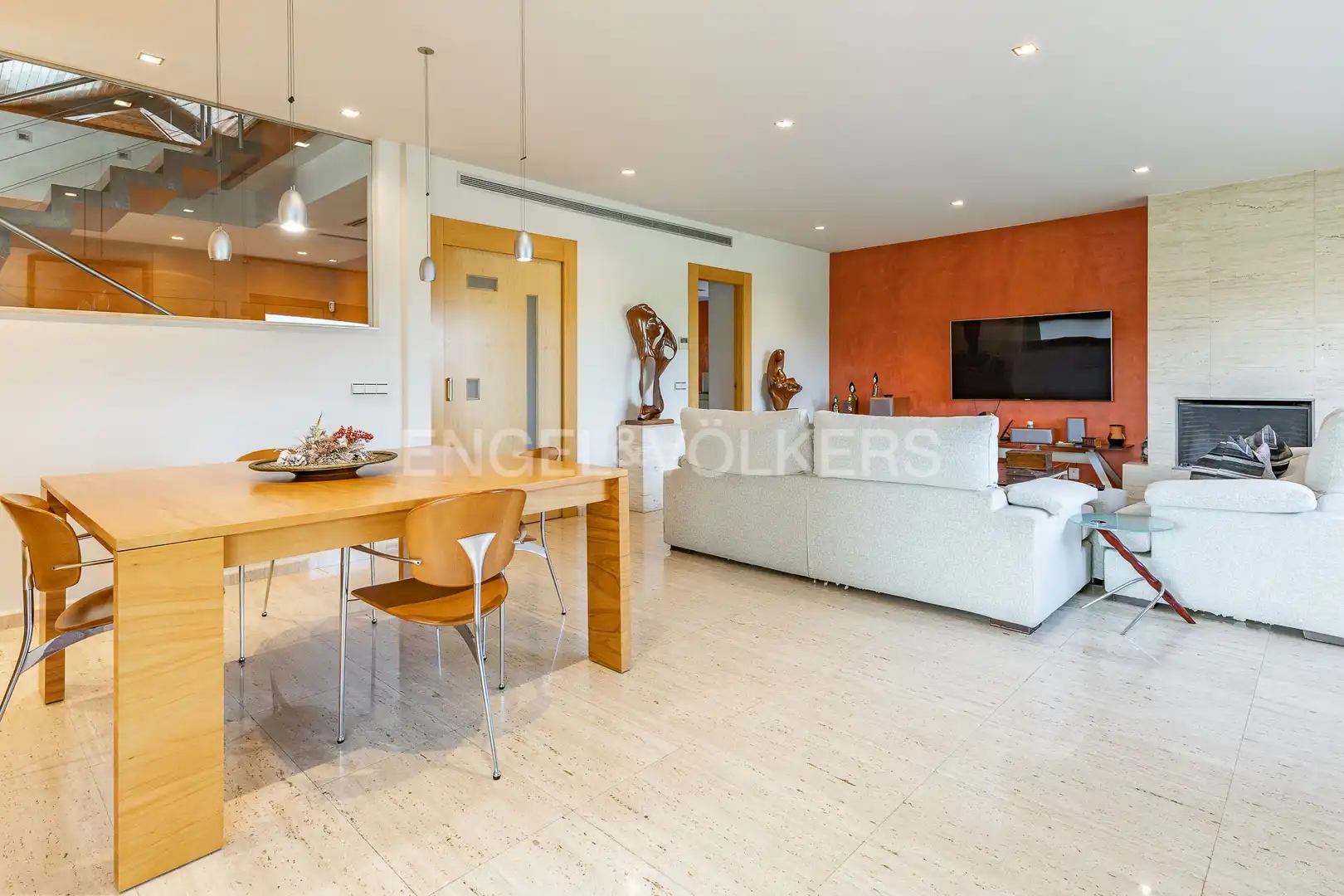 Comedor de Casa o chalet en venta en Canovelles con Aire acondicionado, Calefacción y Jardín privado