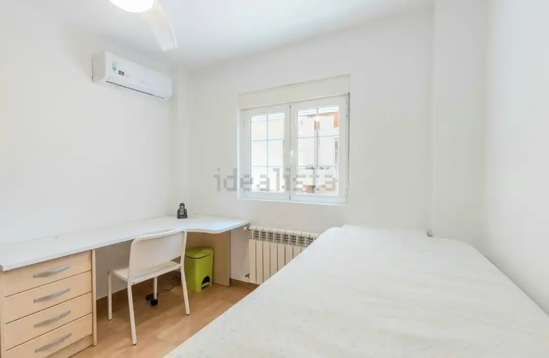 Flat for rent in Calle Teófilo Gautier, 1, Angustias - Chana - Encina