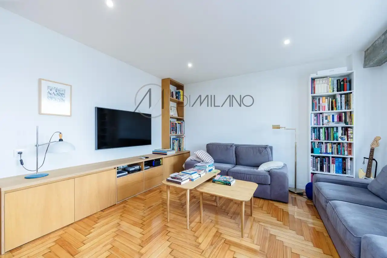 Sala d'estar de Pis en venda en Vigo  amb Calefacció, Parquet i Terrassa