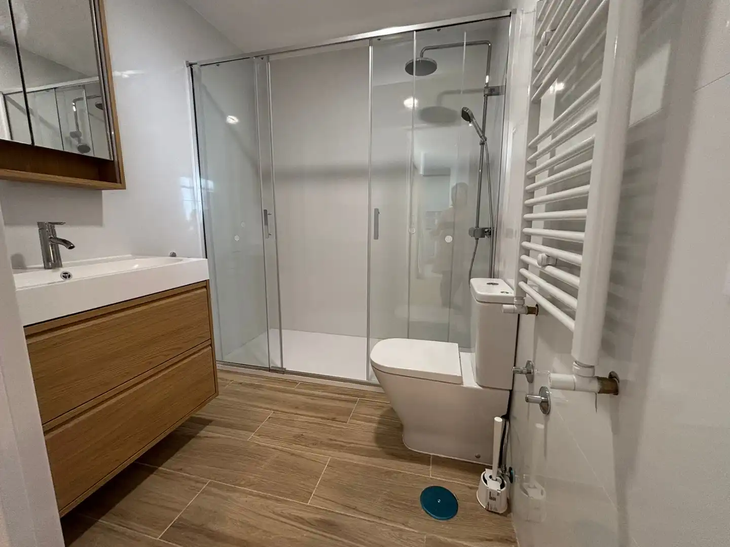 Baño de Piso en venta en Madrid con Aire acondicionado, Calefacción y Amueblado