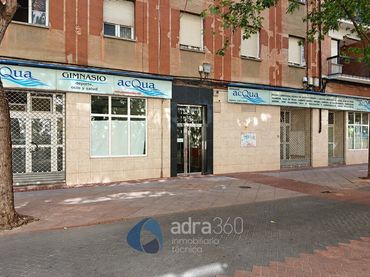 Local comercial en venta en Ciriaco Garrido