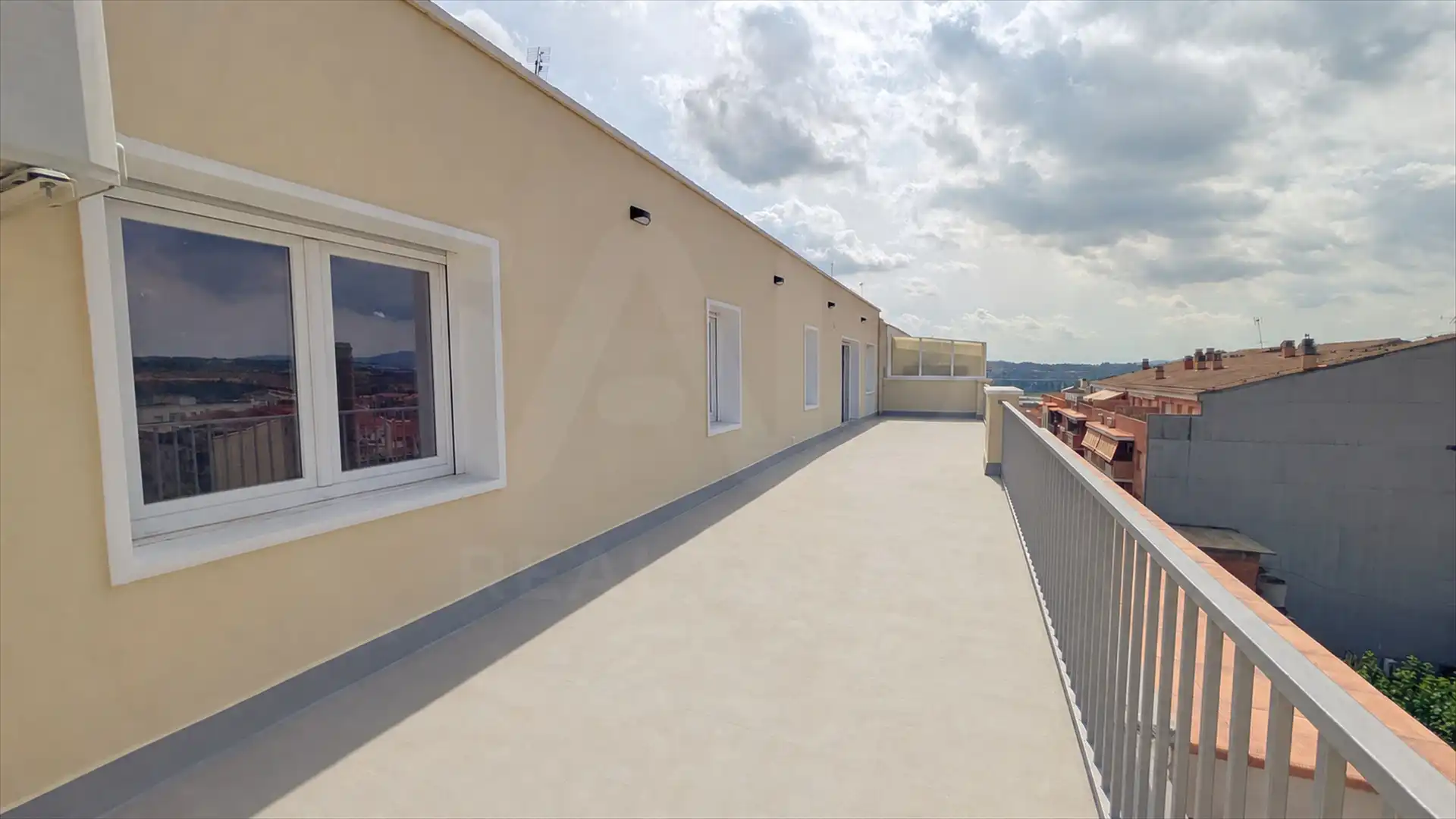 Terraza de Ático en venta en Olesa de Montserrat con Aire acondicionado, Calefacción y Terraza
