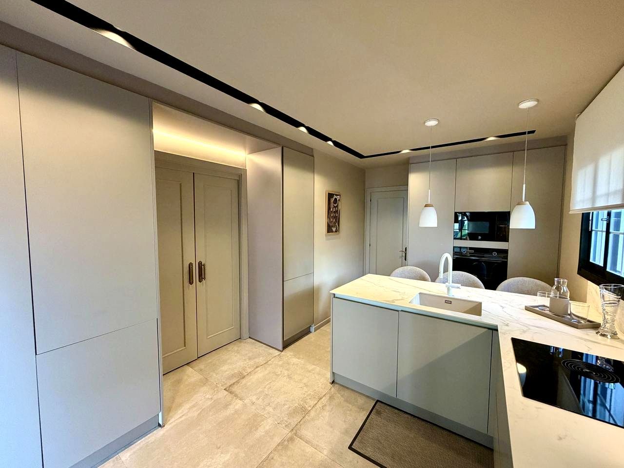 Kitchen of House or chalet for sale in Barberà del Vallès  with Air Conditioner, Private garden and Terrace