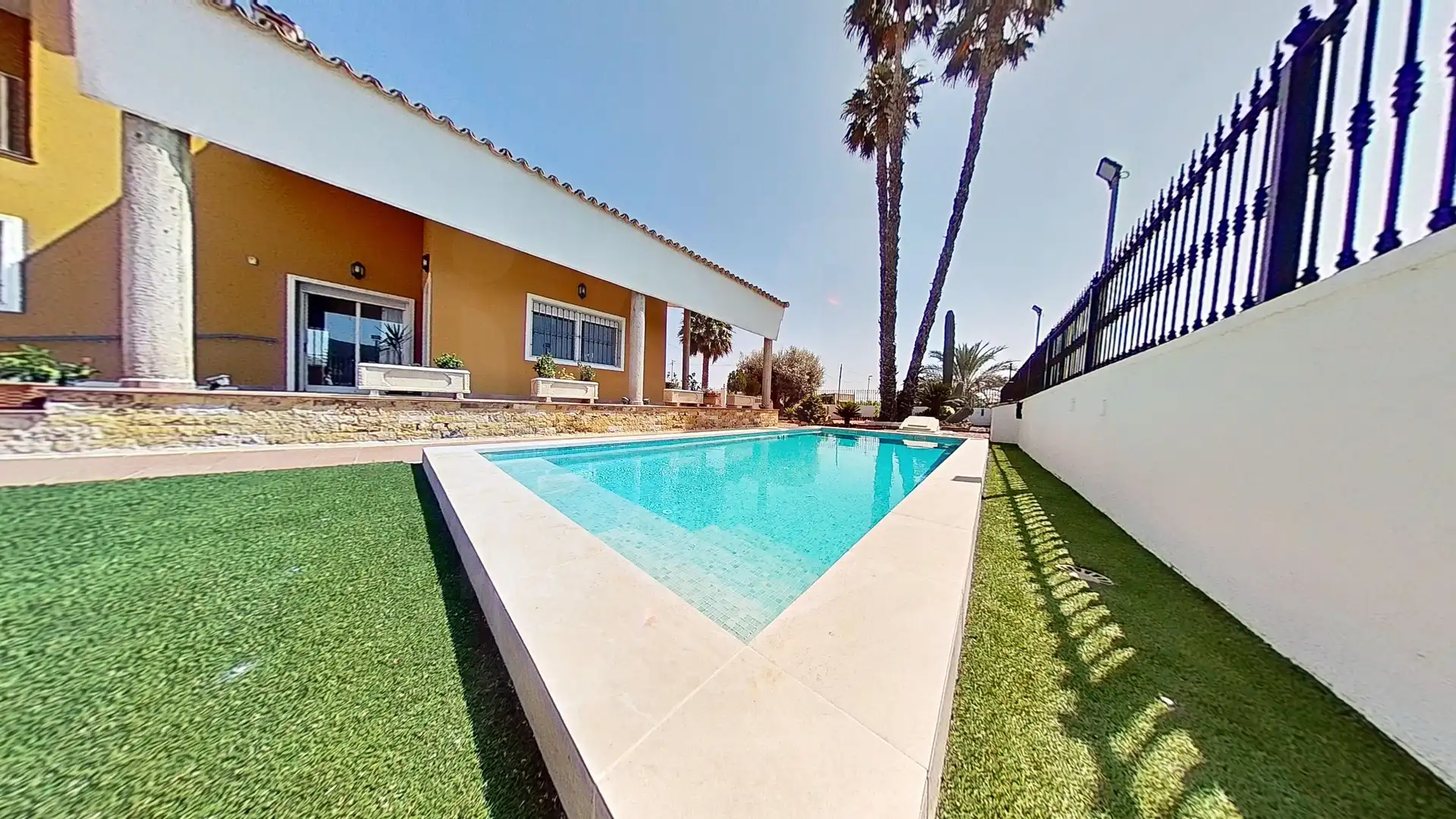 Piscina de Casa o chalet en venta en Orihuela con Aire acondicionado y Calefacción