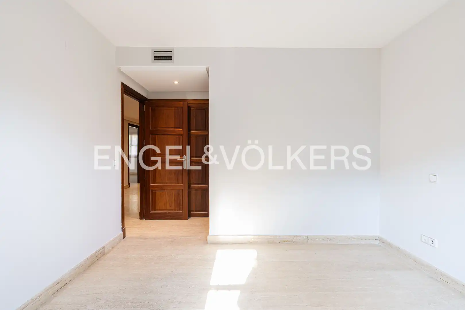 Casa o chalet de alquiler en Madrid con Aire acondicionado, Calefacción y Jardín privado