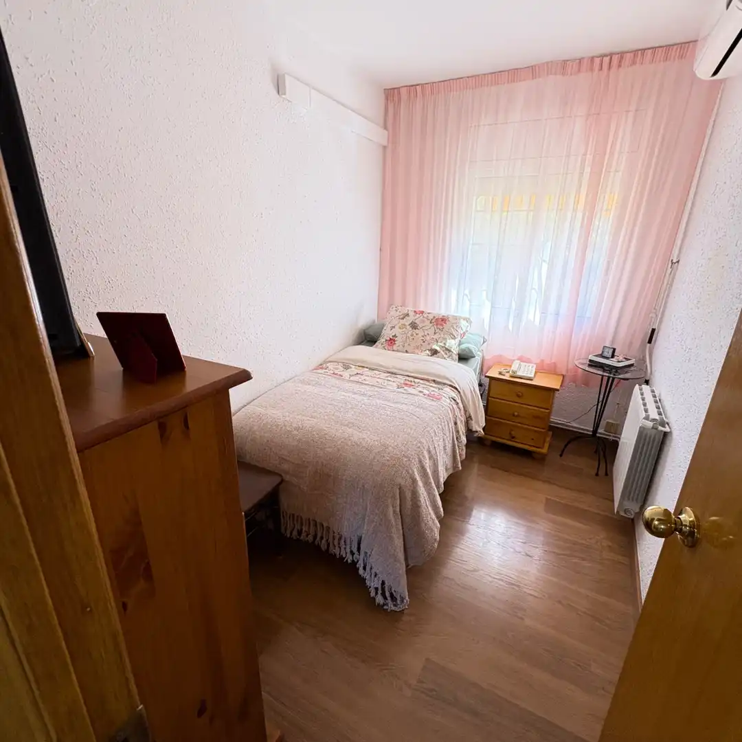 Bedroom of Flat for sale in Sant Boi de Llobregat  with Air Conditioner, Heating and Furnished