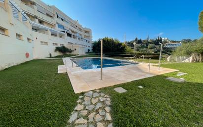 Piscina de Pis en venda en Fuengirola amb Aire condicionat, Terrassa i Moblat