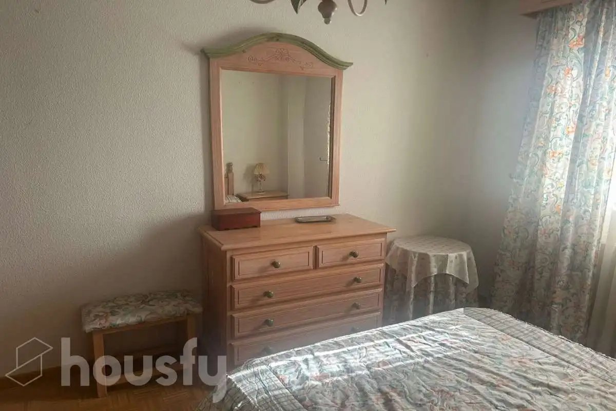 Flat for rent in Calle Río Estenilla, Santa María de Benquerencia