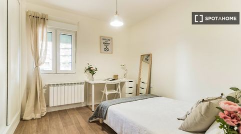 Photo 2 of Room in Jerónimos, Madrid Capital