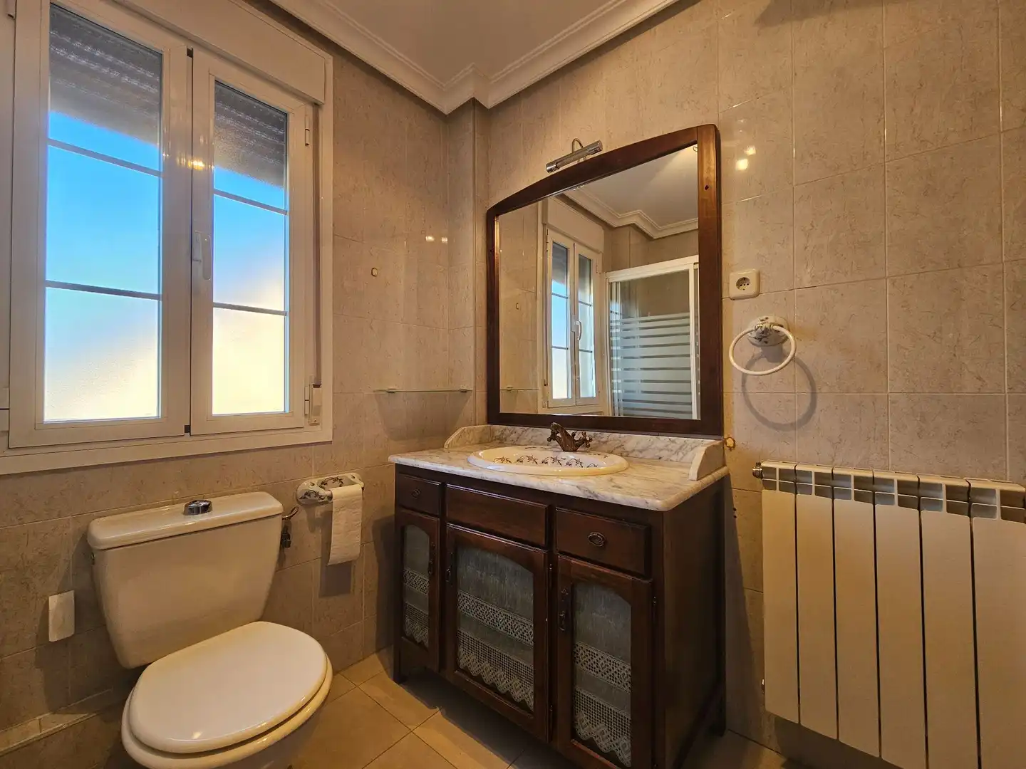 Bathroom of Houses for rent in Valdemorillo  with Air Conditioner, Heating and Private garden