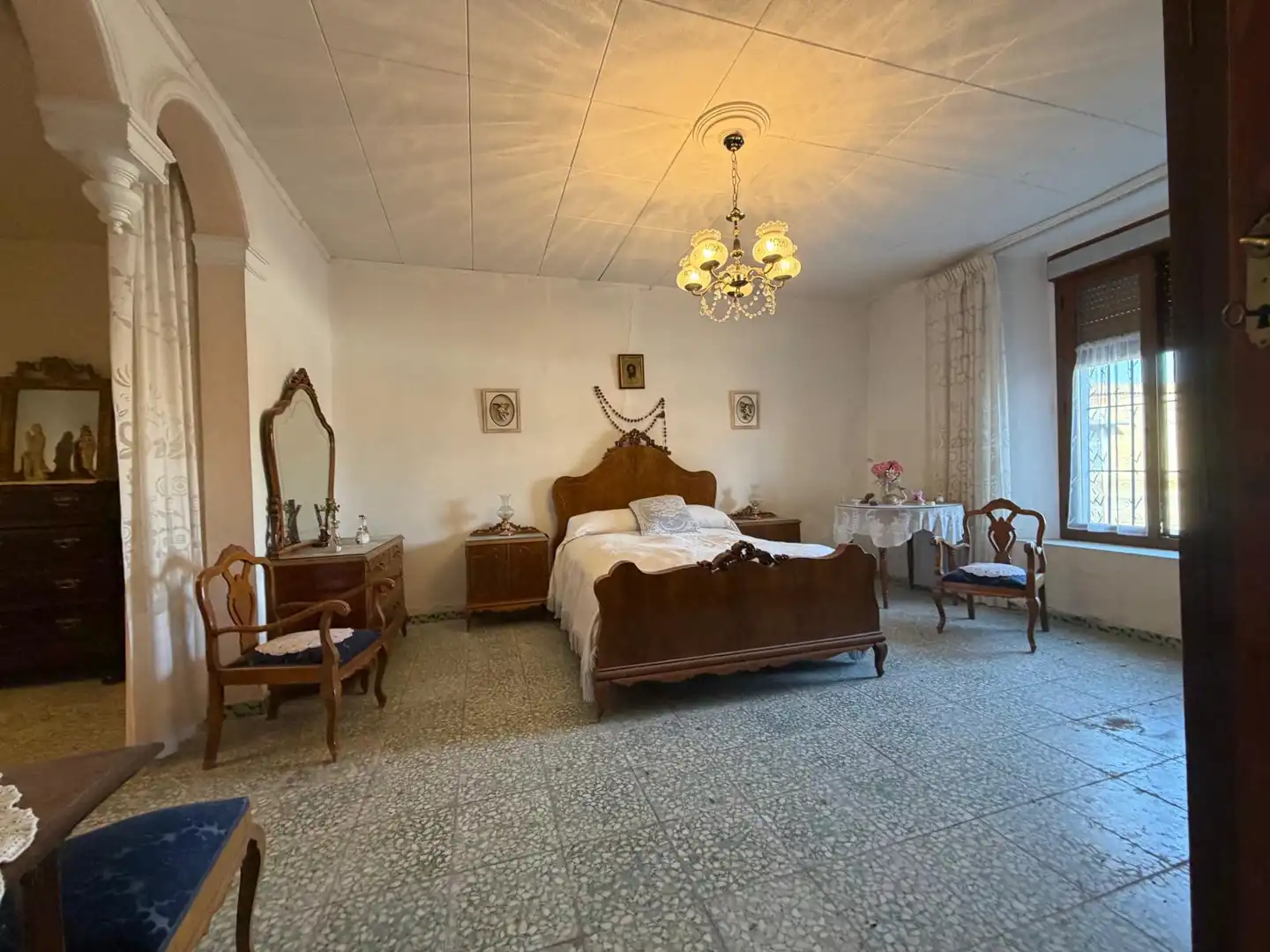Habitación de Finca rústica en venta en Tarazona de Guareña con Trastero y Amueblado