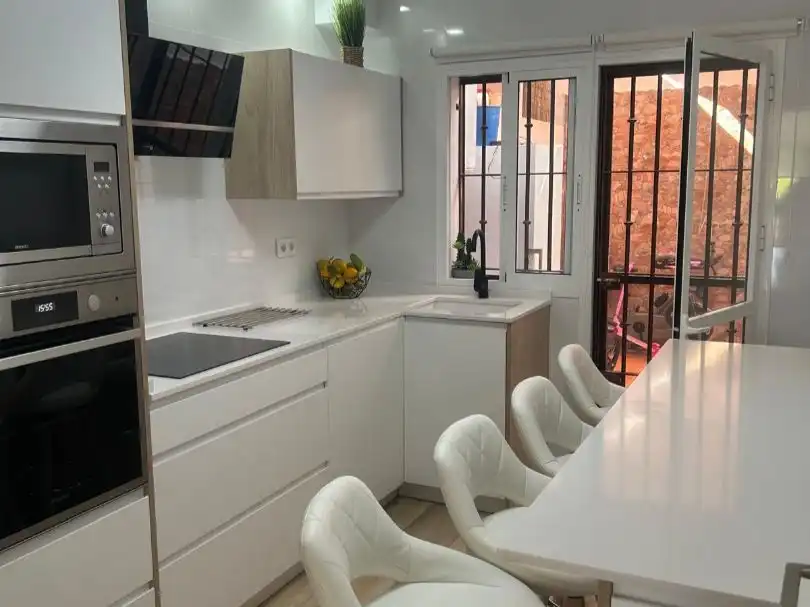Maison mitoyenne à vendre à Calle Ana María Matute 92, imagen 2
